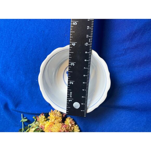 Takahashi Porcelain Japanese Rice Trinket Cup Bowl 4x2 Blue White Floral - Picture 4 of 5